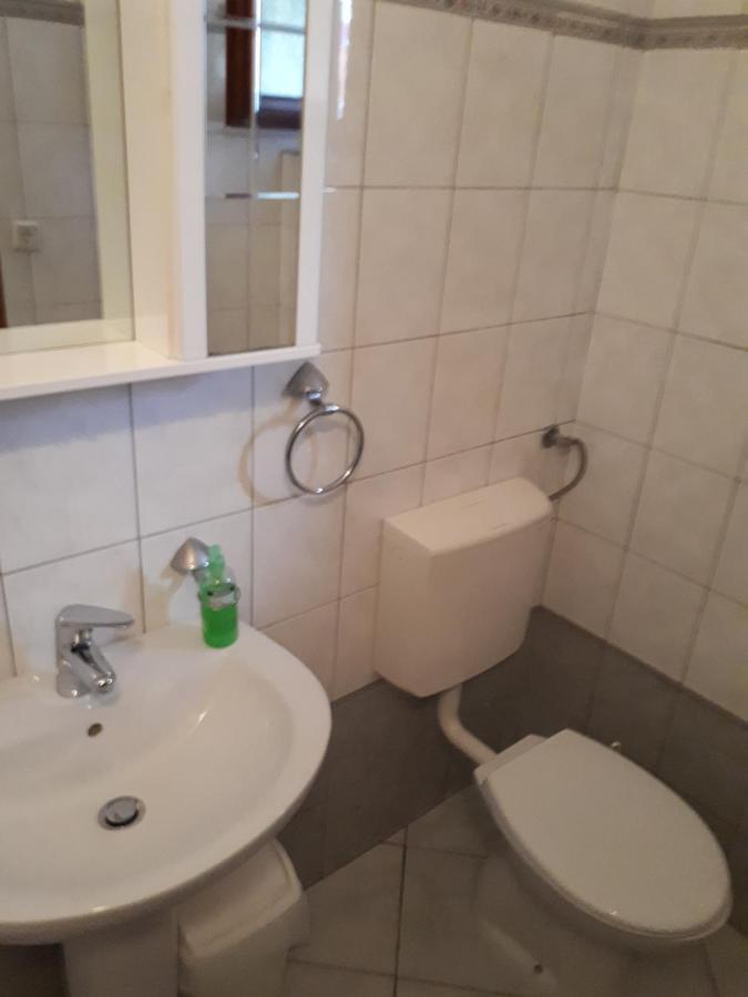 Apartman studio Victoria Apartment Pula Exterior foto